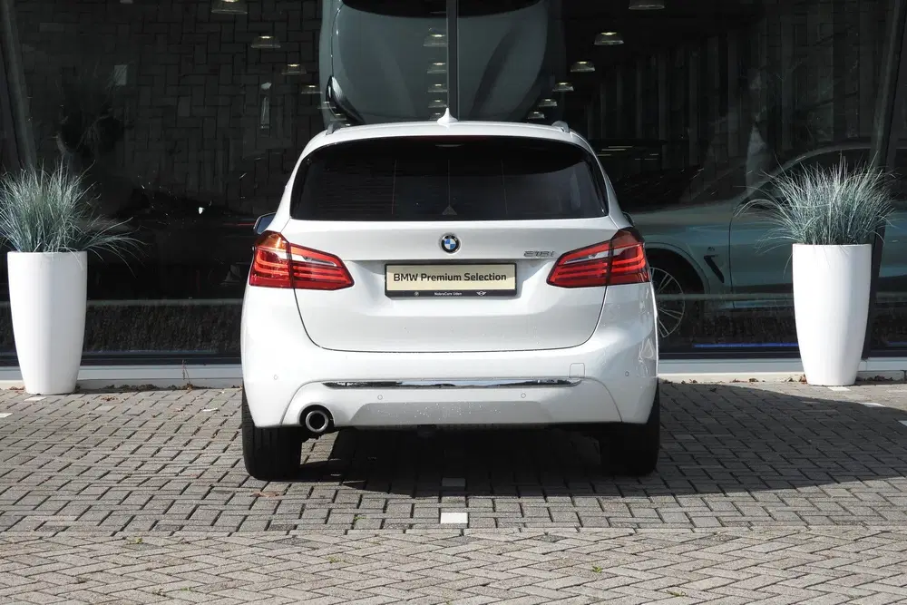 BMW 2-serie Active Tourer 218i Executive Luxury Line A uit 2020, foto 13