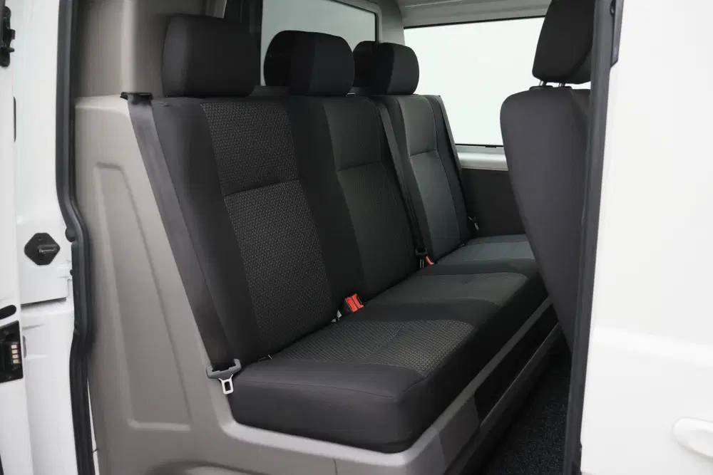 Volkswagen Transporter 2.0 TDI L2H1 30 DC 150 PK uit 2020, foto 12