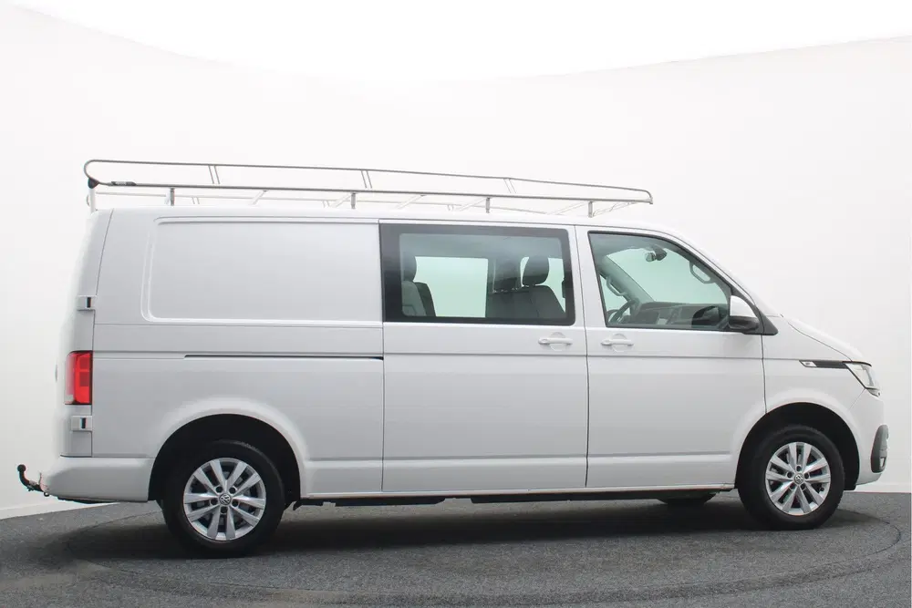 Volkswagen Transporter 2.0 TDI L2H1 30 DC 150 PK uit 2020, foto 8