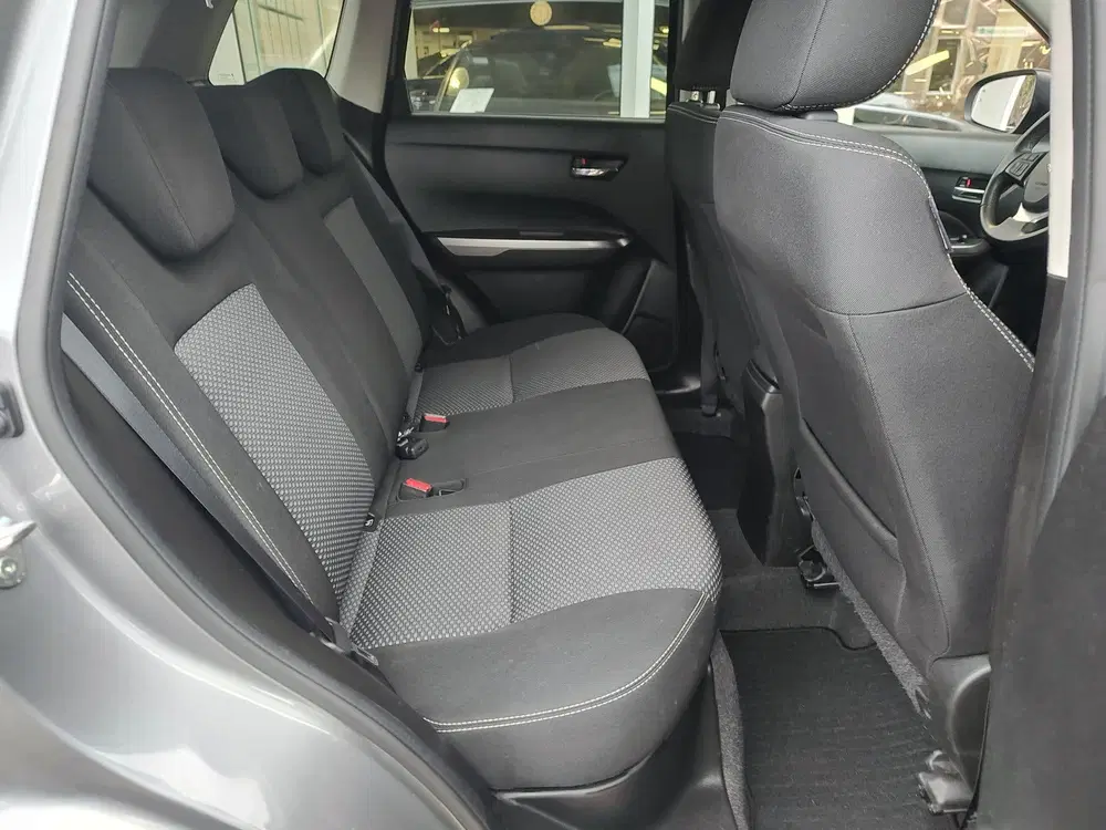 Suzuki Vitara 1.4 BOOSTERJET SELECT SMART HYBRID Bullbar uit 2023, foto 10