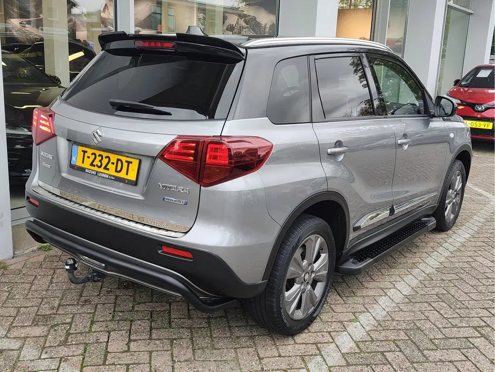 Suzuki Vitara 1.4 BOOSTERJET SELECT SMART HYBRID Bullbar uit 2023, foto 5