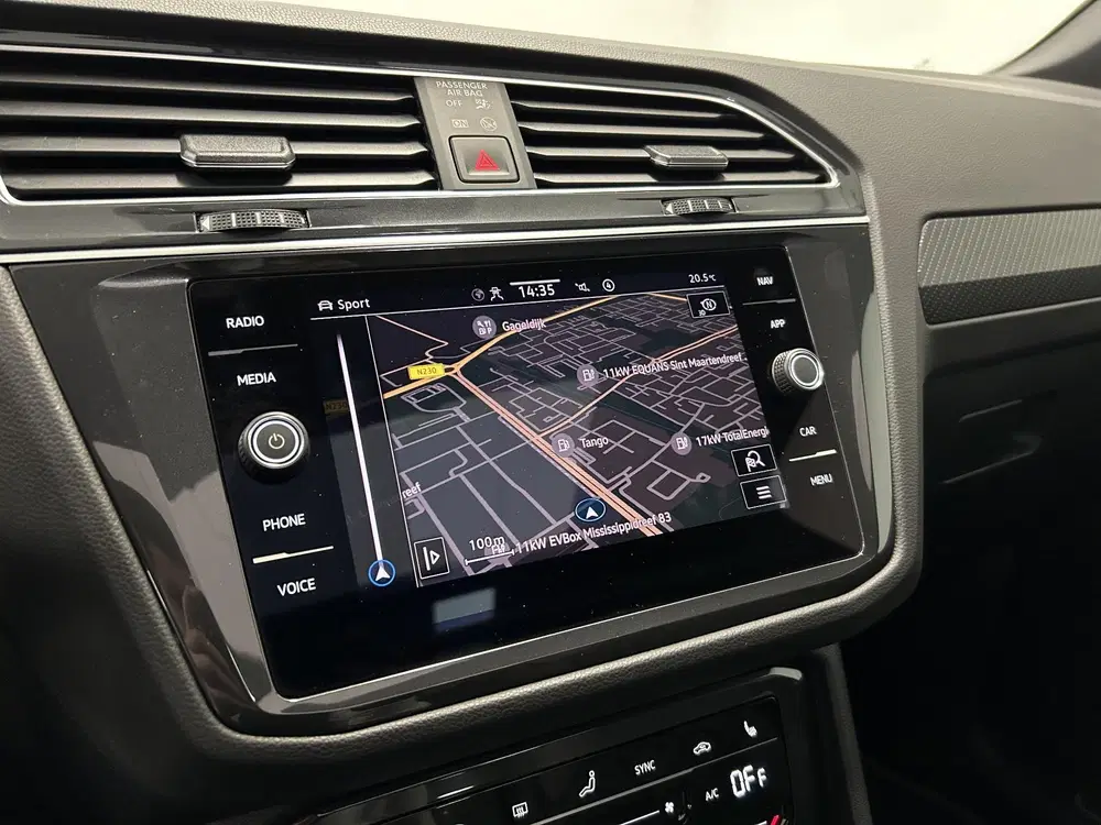 Volkswagen Tiguan 1.4 TSI eHybrid R-Line Black Style uit 2023, foto 11