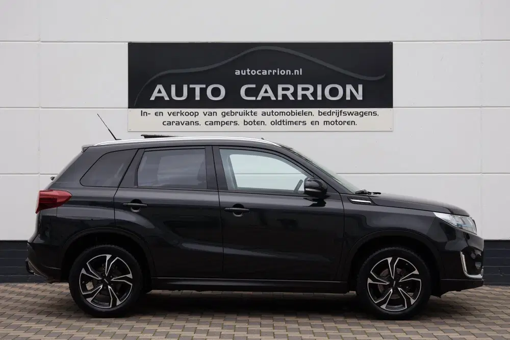 Suzuki Vitara 1.4 Boosterjet Style Smart Hybrid Pano Car uit 2023, foto 2