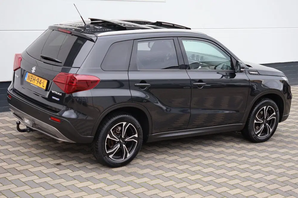 Suzuki Vitara 1.4 Boosterjet Style Smart Hybrid Pano Car uit 2023, foto 4