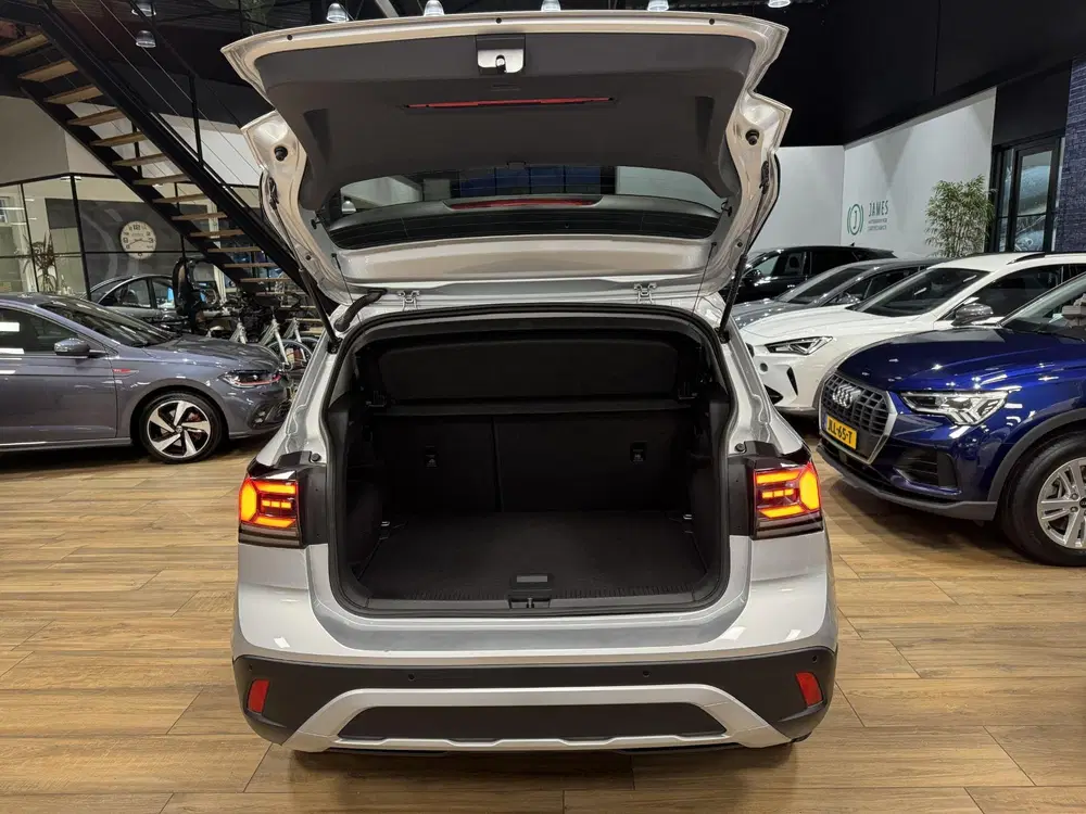 Volkswagen T-Cross 1.0 TSI Life Goal Edition uit 2025, foto 7