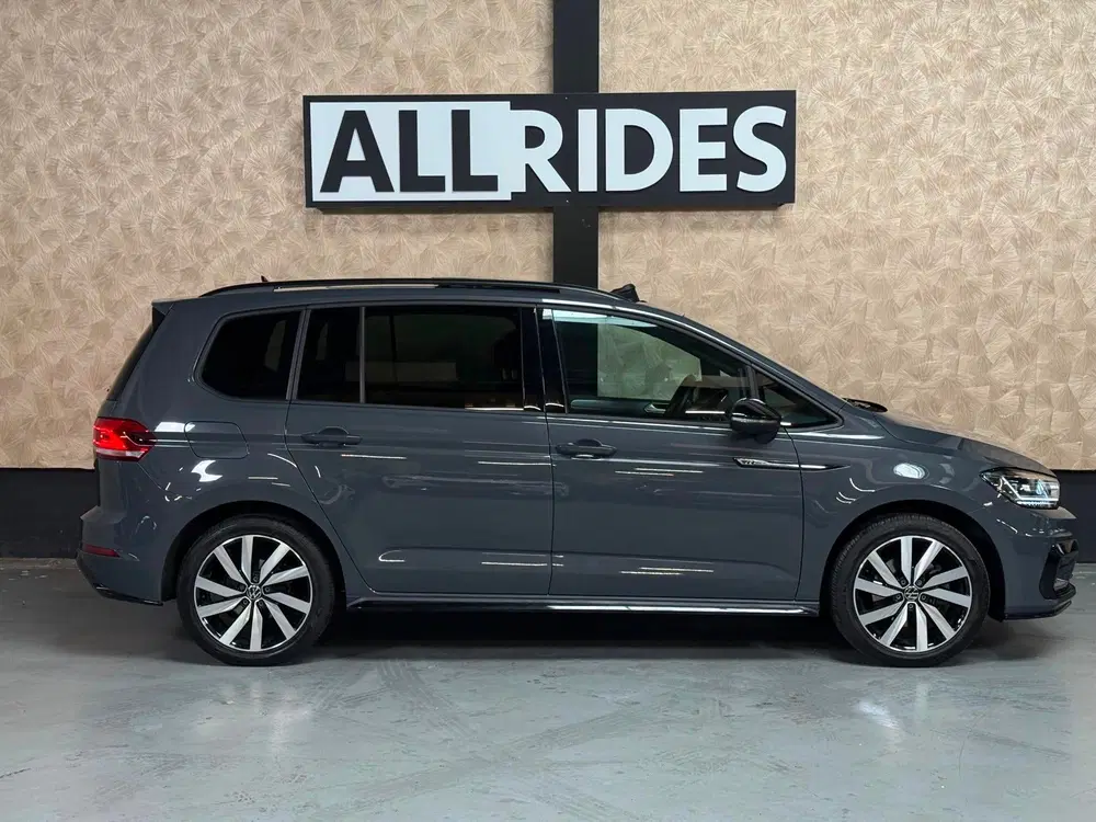 Volkswagen Touran 1.4 TSI Highline Business R 7p uit 2023, foto 10
