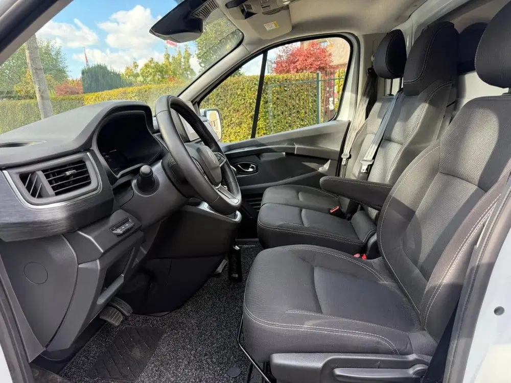 Renault Trafic 2.0 Blue dCi T30 L2 uit 2024, foto 11