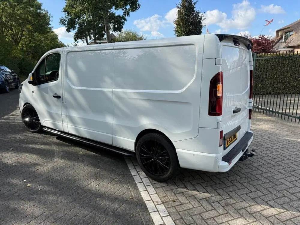 Renault Trafic 2.0 Blue dCi T30 L2 uit 2024, foto 15