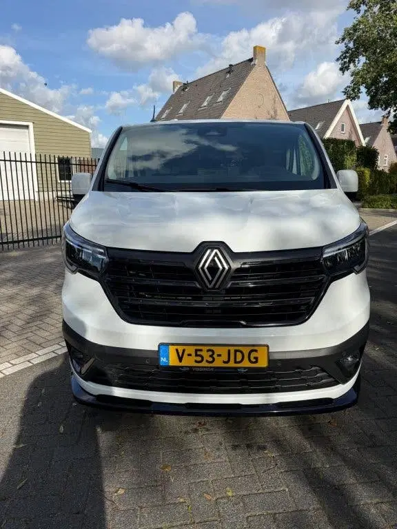 Renault Trafic 2.0 Blue dCi T30 L2 uit 2024, foto 3