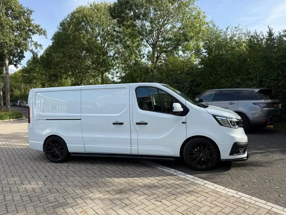 Renault Trafic 2.0 Blue dCi T30 L2 uit 2024, foto 8