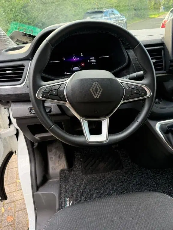 Renault Trafic 2.0 Blue dCi T30 L2 uit 2024, foto 9