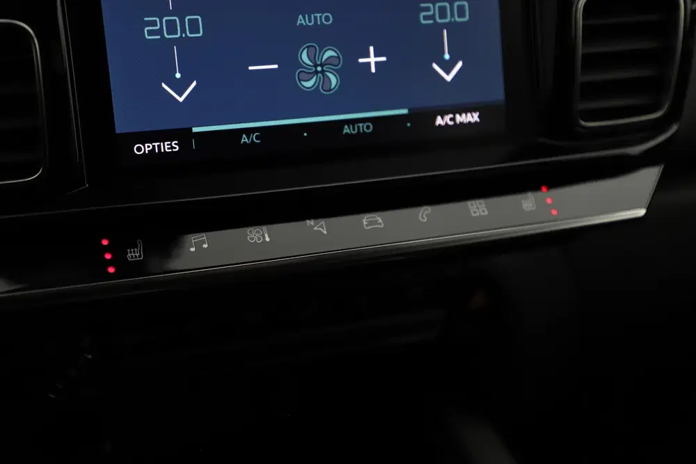 Citroën C5 Aircross Citroen C5 Aircross 1.6 Plug-in Hybrid 225 uit 2022, foto 15