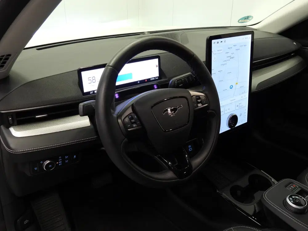 Ford Mustang Mach-E RWD 75 kWh LEER uit 2022, foto 4