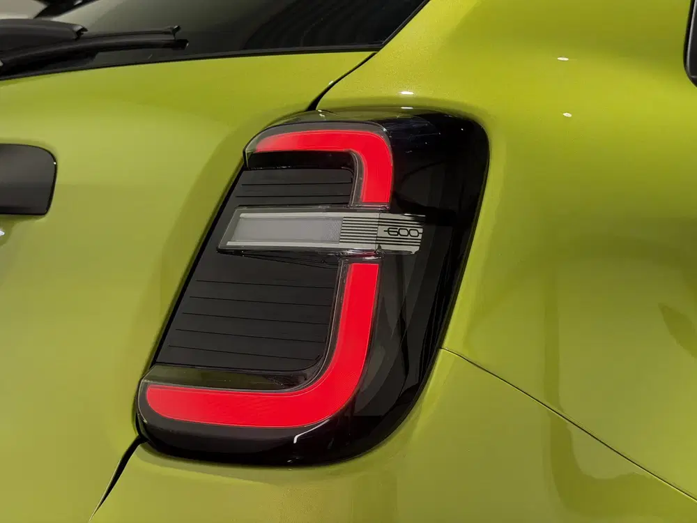 Abarth 600e Abarth Turismo 54 kWh uit 2026, foto 14