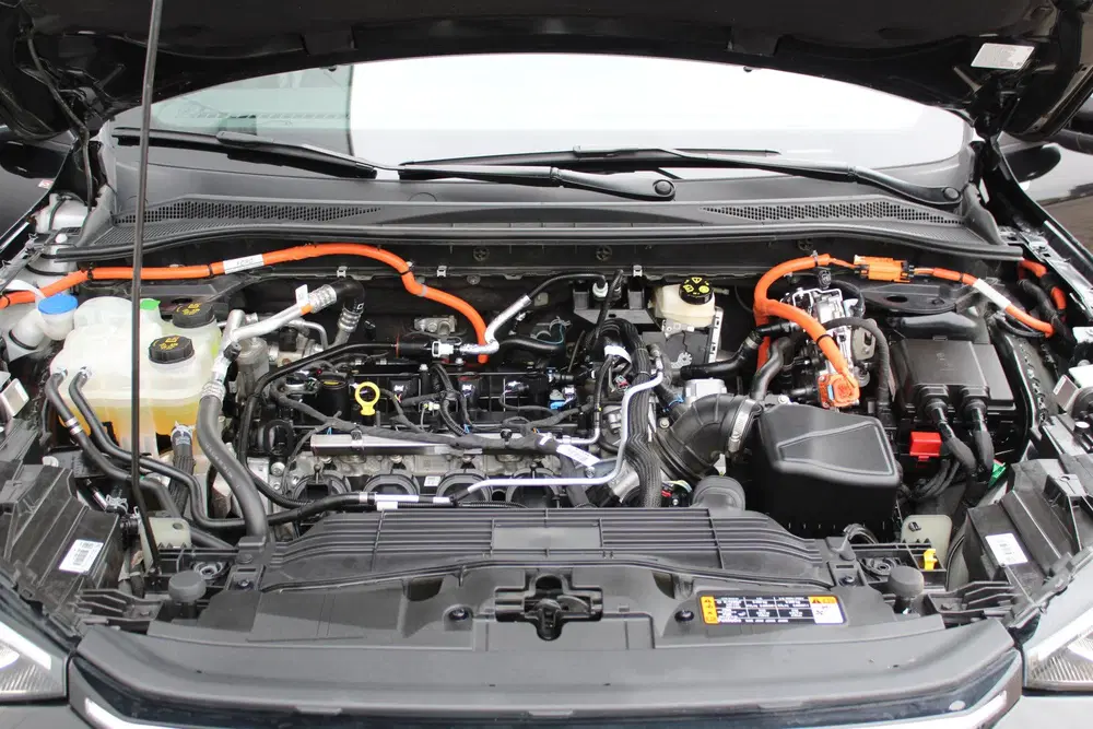 Ford Kuga 2.5-243pk PHEV ST-Line X. Trekgewicht 2.10 uit 2025, foto 4