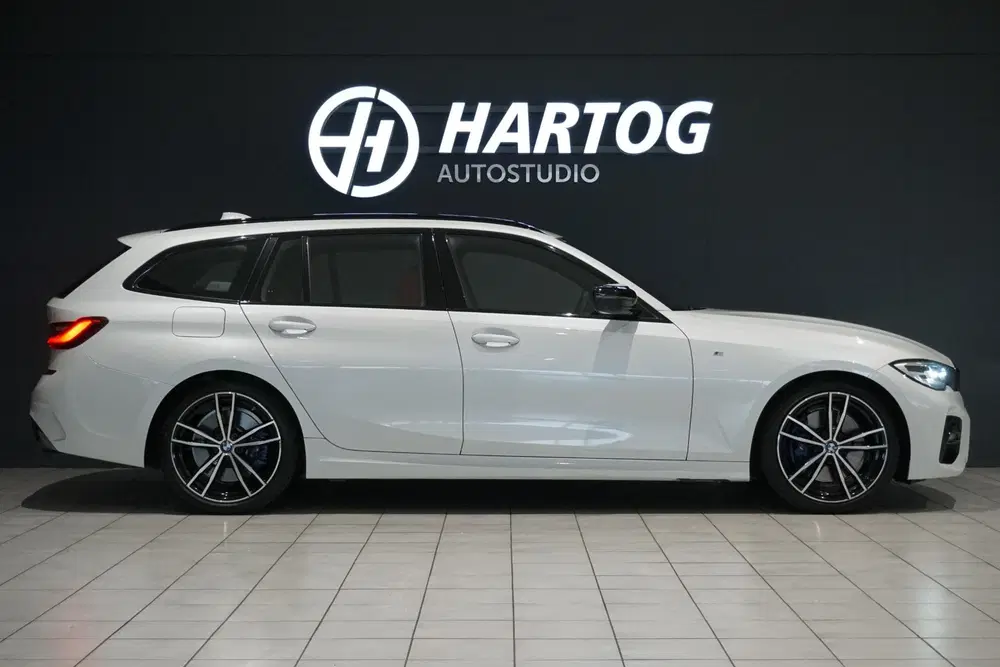 BMW 3-serie 330i High Executive Edition M + INDIVIDU uit 2020, foto 7