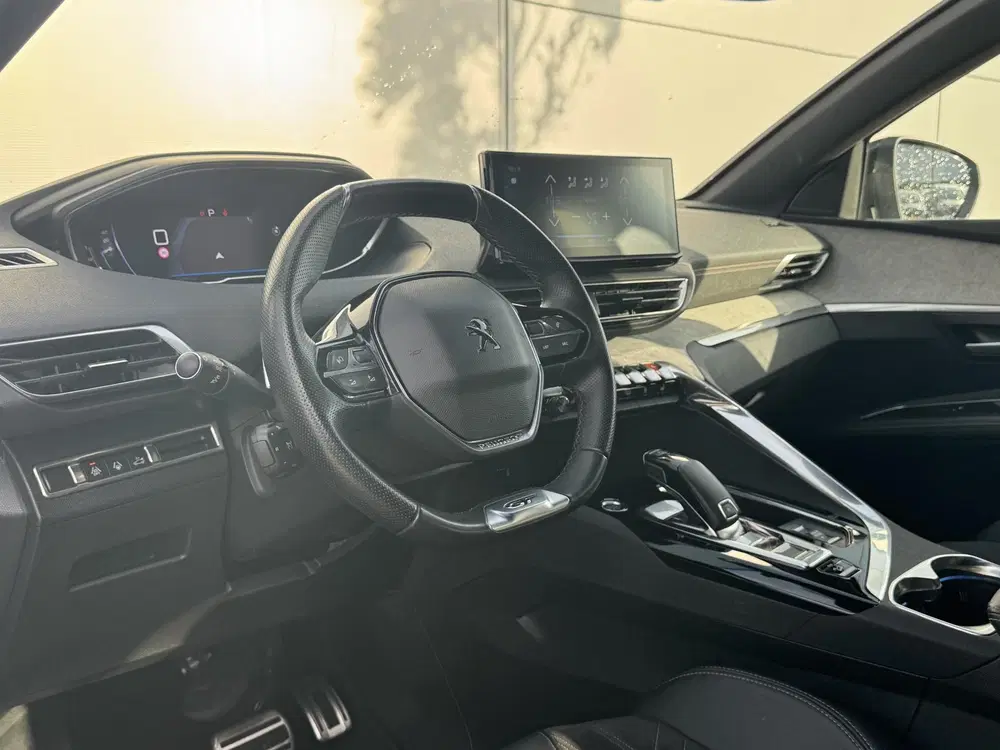 Peugeot 3008 1.2 PureTech GT uit 2021, foto 10