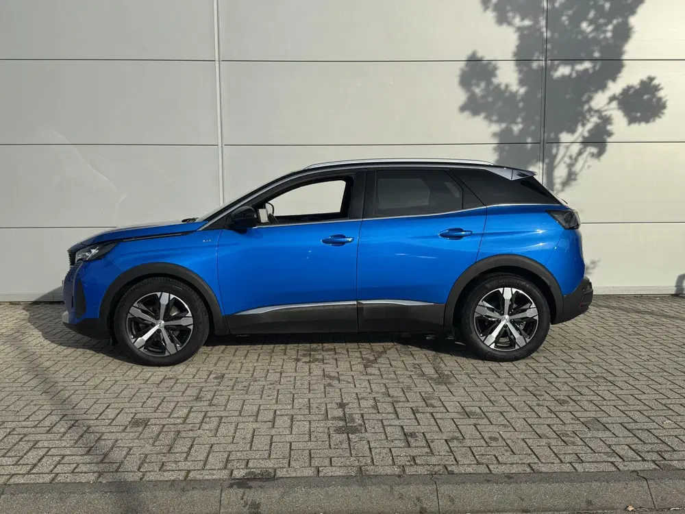Peugeot 3008 1.2 PureTech GT uit 2021, foto 3