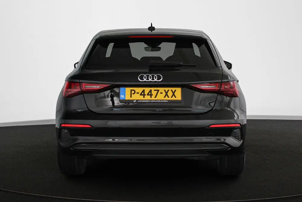 Audi A3 35 TFSI Advanced Automaat Stoelverwarming uit 2022, foto 13