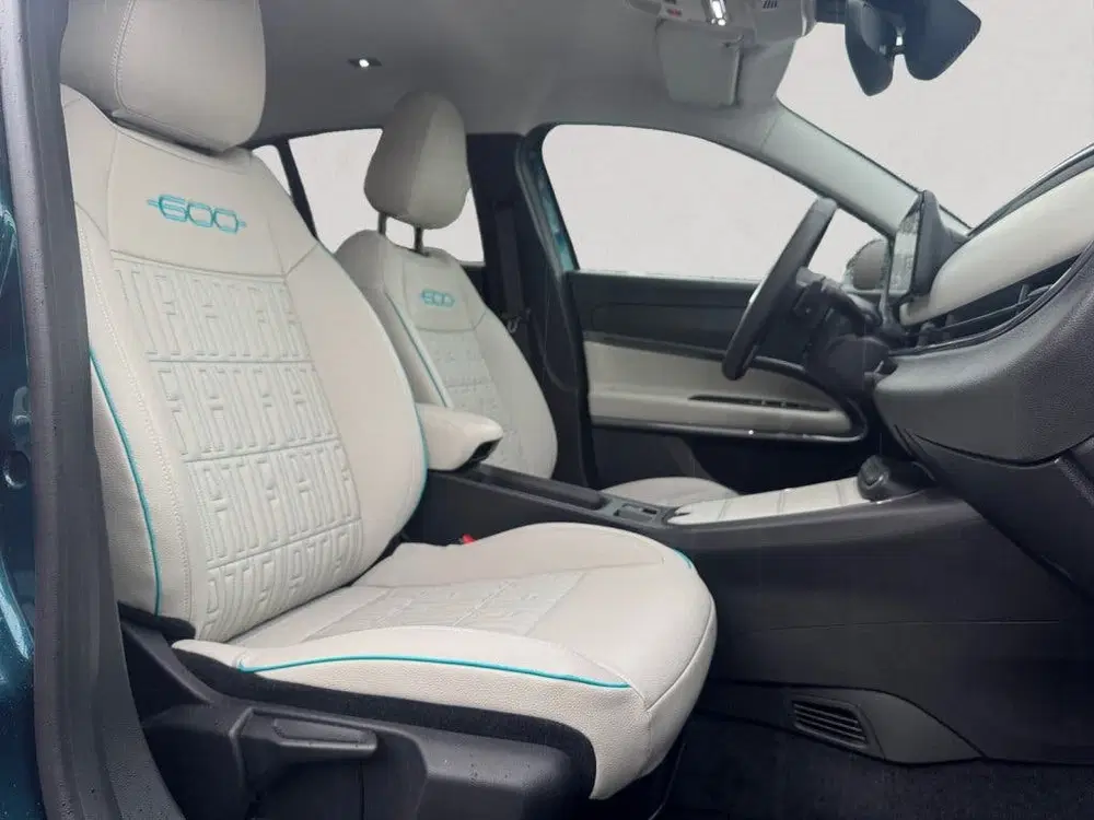 Fiat 600 1.2 Hybrid La Prima uit 2024, foto 10