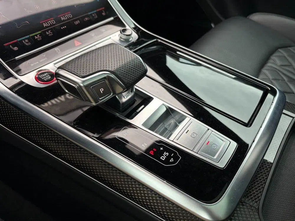 Audi SQ8 4.0 TFSI Q. S-ZETELS uit 2022, foto 13