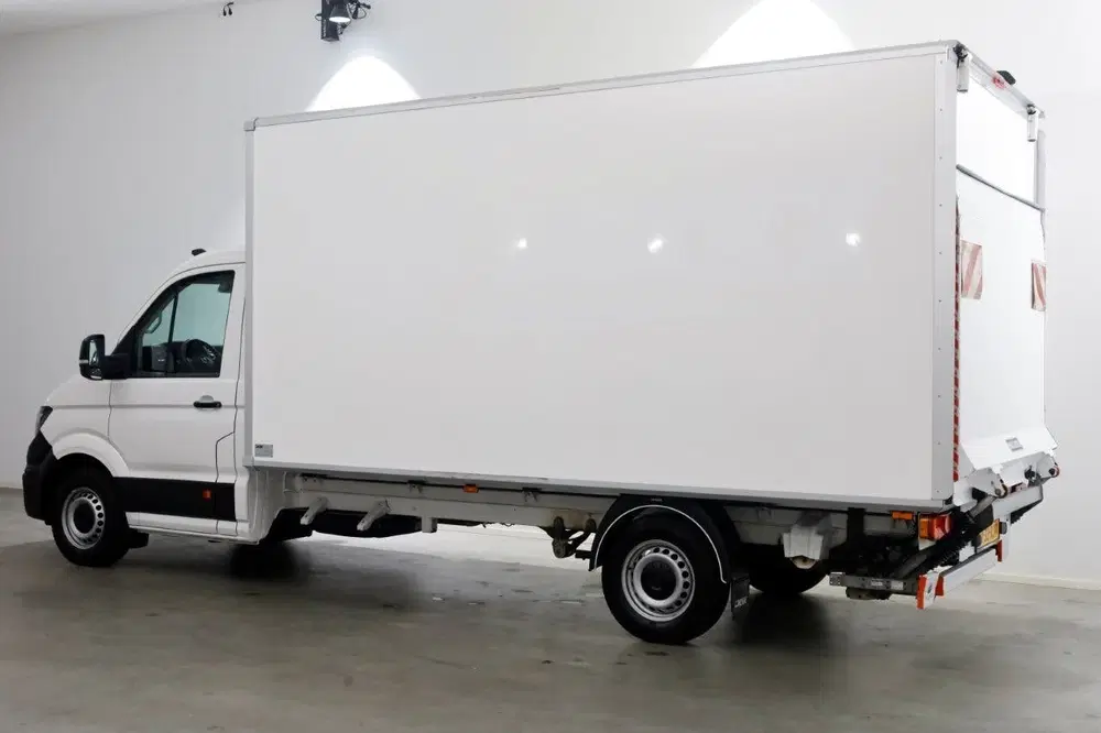 Volkswagen Crafter 35 2.0 TDI 140pk Bakwagen met laadklep en uit 2021, foto 9