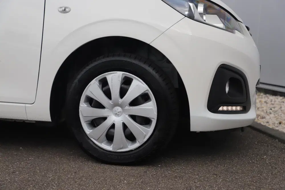 Peugeot 108 1.0 e-VTi Active Airco Radio Bluetooth Ele uit 2020, foto 5