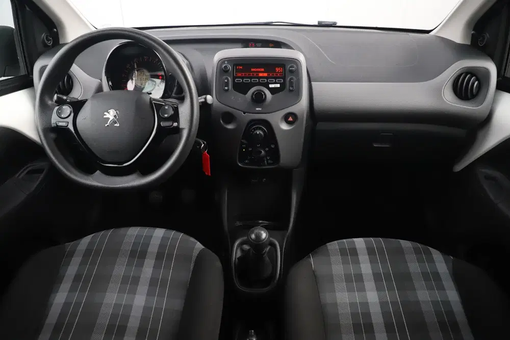Peugeot 108 1.0 e-VTi Active Airco Radio Bluetooth Ele uit 2020, foto 9