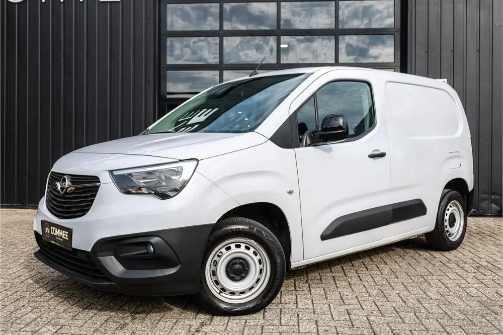 Opel Combo 1.5 BlueHDi 100 S&S L1 AC I Cr. Control I uit 2024, foto 2