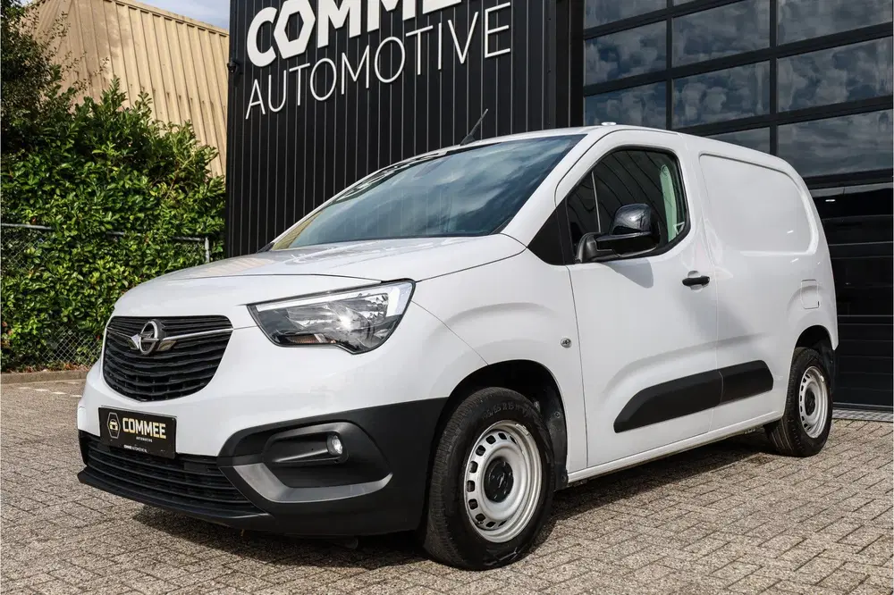 Opel Combo 1.5 BlueHDi 100 S&S L1 AC I Cr. Control I uit 2024, foto 4