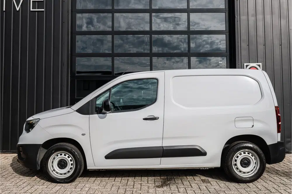 Opel Combo 1.5 BlueHDi 100 S&S L1 AC I Cr. Control I uit 2024, foto 7