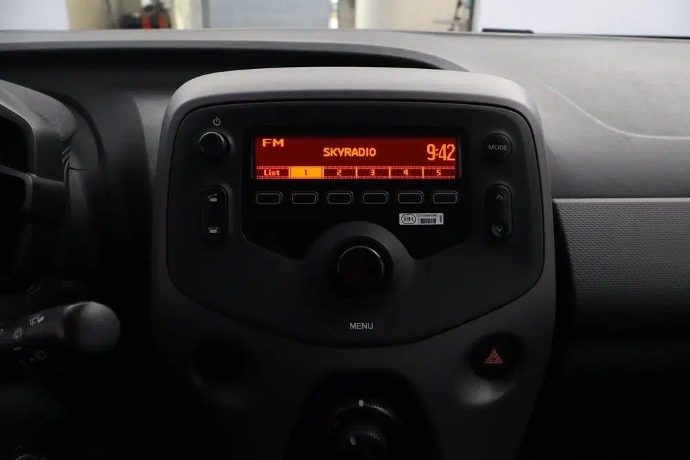 Peugeot 108 1.0 e-VTi Active uit 2021, foto 14