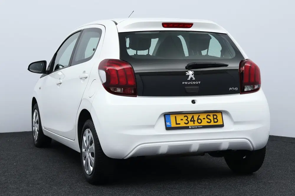 Peugeot 108 1.0 e-VTi Active uit 2021, foto 8