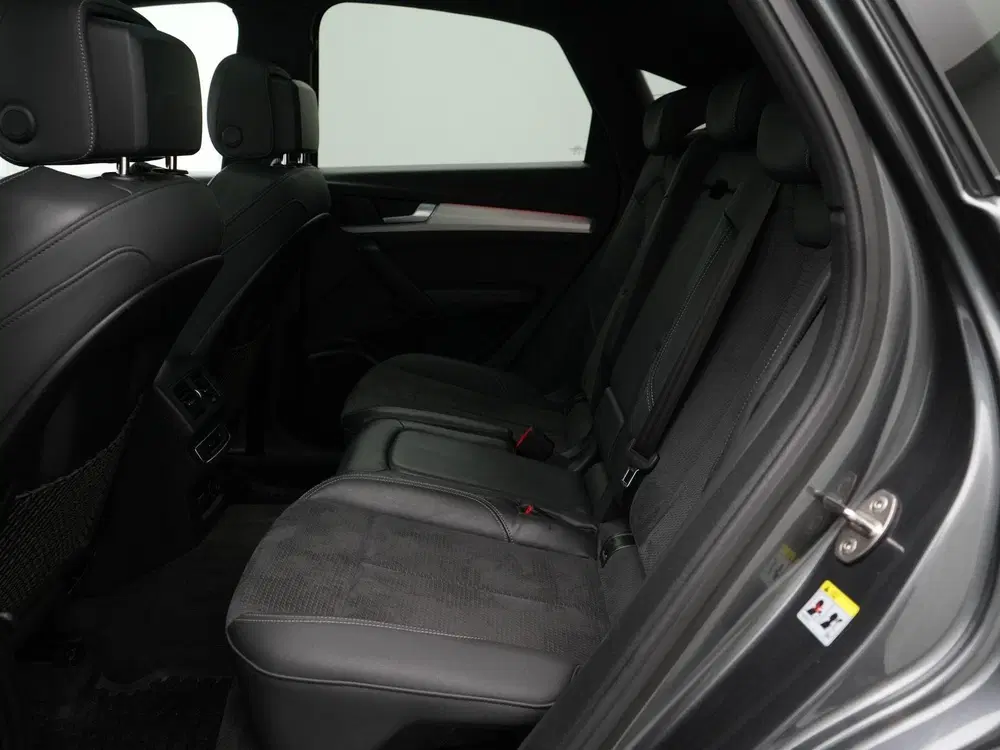 Audi Q5 55 TFSI e 367 PK S edition uit 2021, foto 13