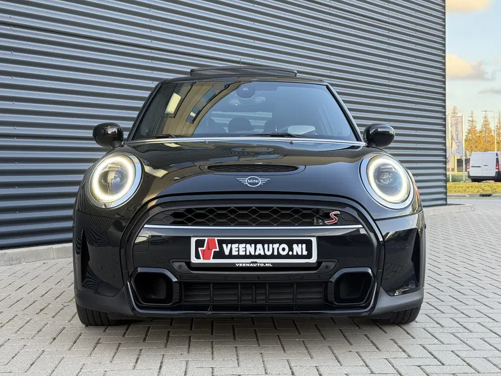 Mini Cooper S 2.0 Cooper S Pano uit 2022, foto 2