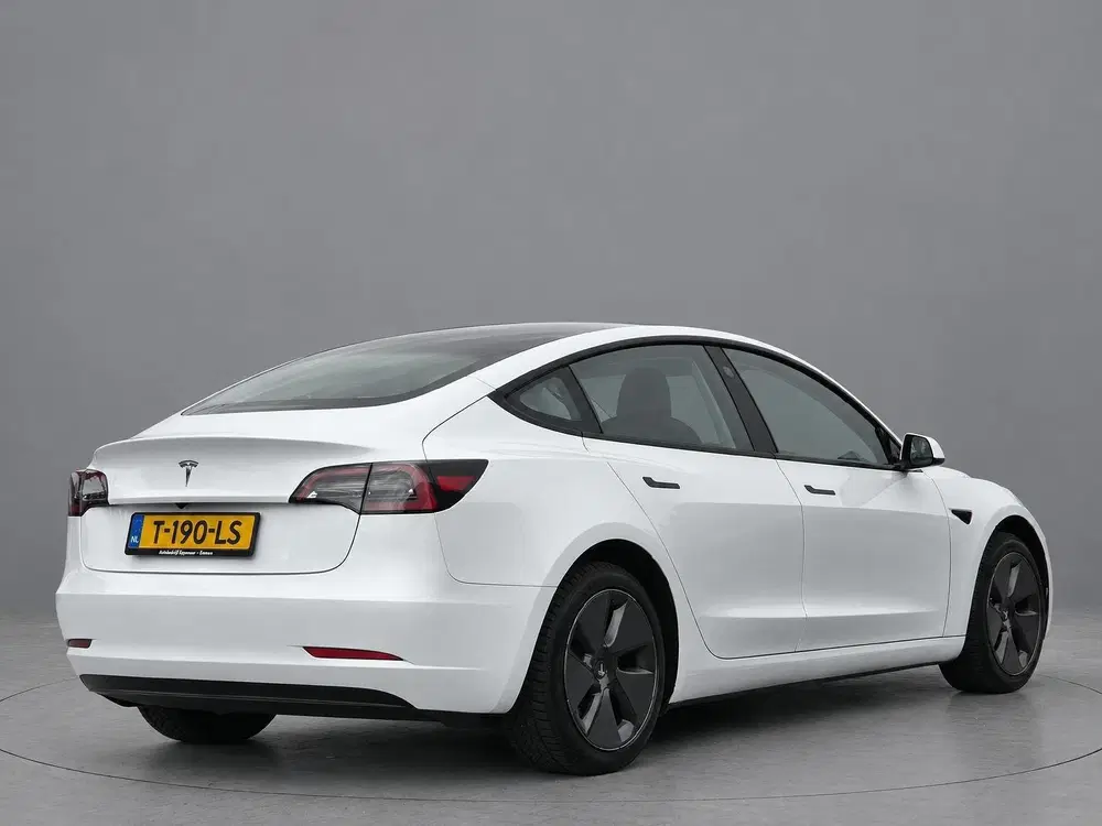 Tesla Model 3 Long Range RWD 75kWh SOH 92 uit 2023, foto 14