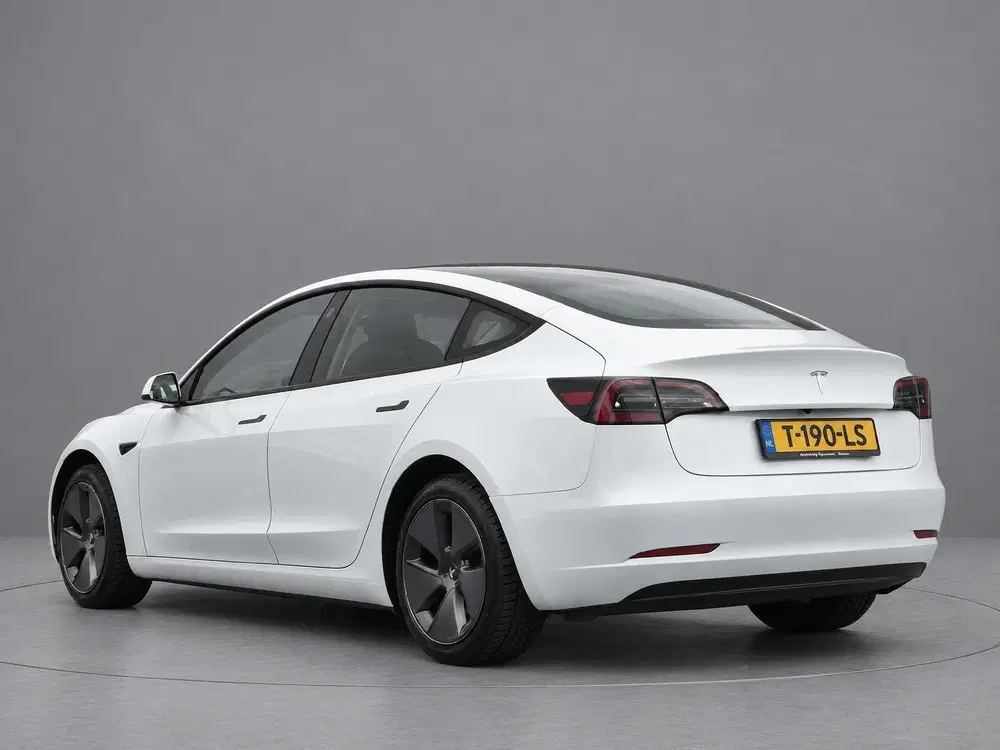 Tesla Model 3 Long Range RWD 75kWh SOH 92 uit 2023, foto 3