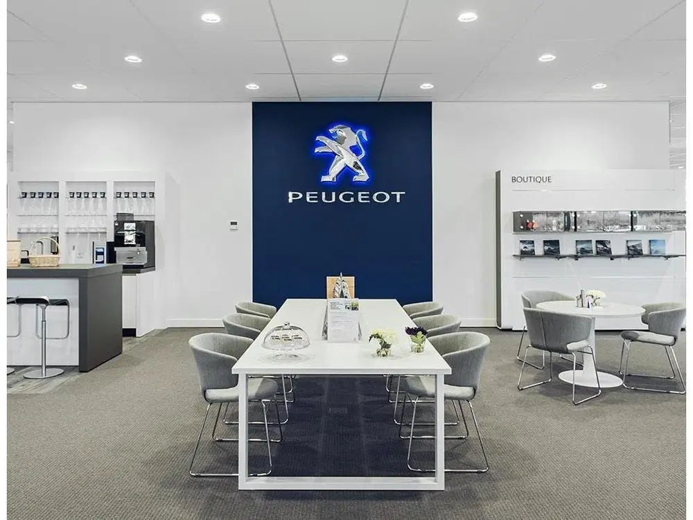 Peugeot 208 1.2 PureTech 100 Style uit 2025, foto 5