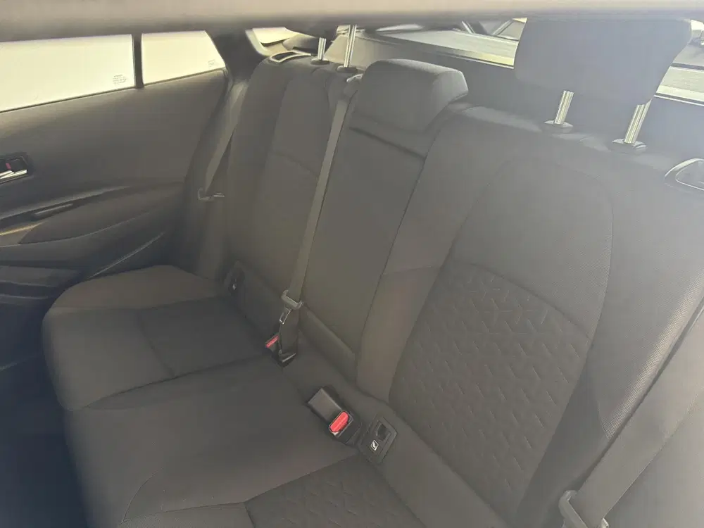 Toyota Corolla 1.8 Hybrid Business Plus uit 2020, foto 9