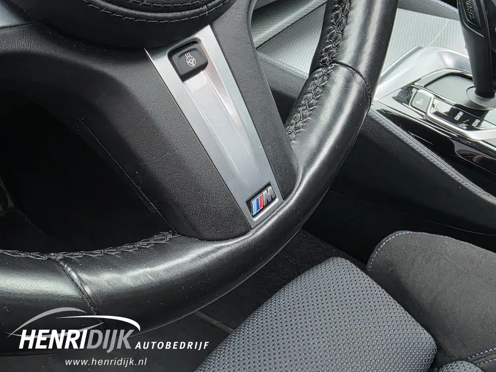 BMW 5-serie 530i xDrive High Executive M Sport Pano uit 2019, foto 15