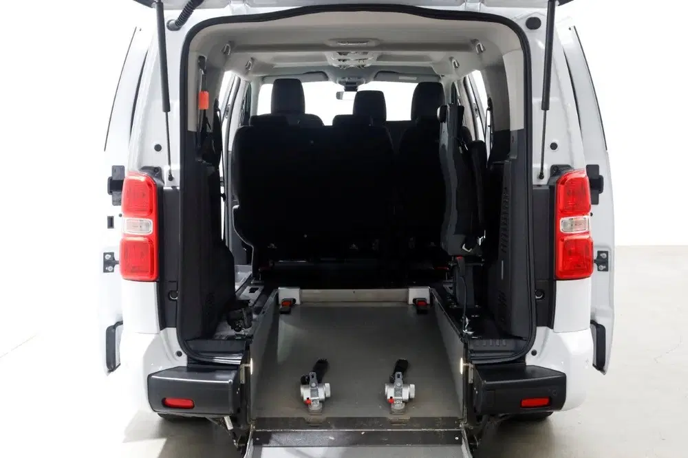 Citroën Jumpy ë-Jumpy Spacetourer 75 kWh L3 Rolstoelbus uit 2024, foto 9