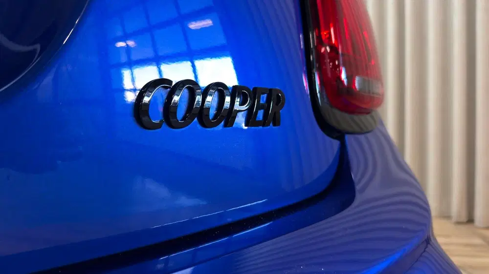 Mini John Cooper Works 1.5 Cooper Dalston Edition uit 2021, foto 8