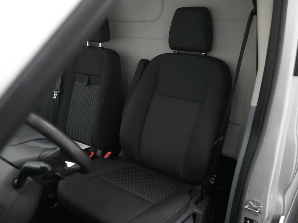 Ford Transit 350 2.0 TDCI 130 pk L2H2 Trend uit 2019, foto 9