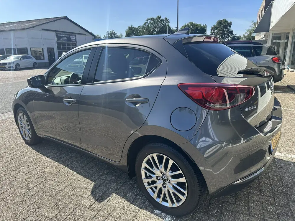 Mazda 2 1.5 Skyactiv-G Luxury uit 2021, foto 13