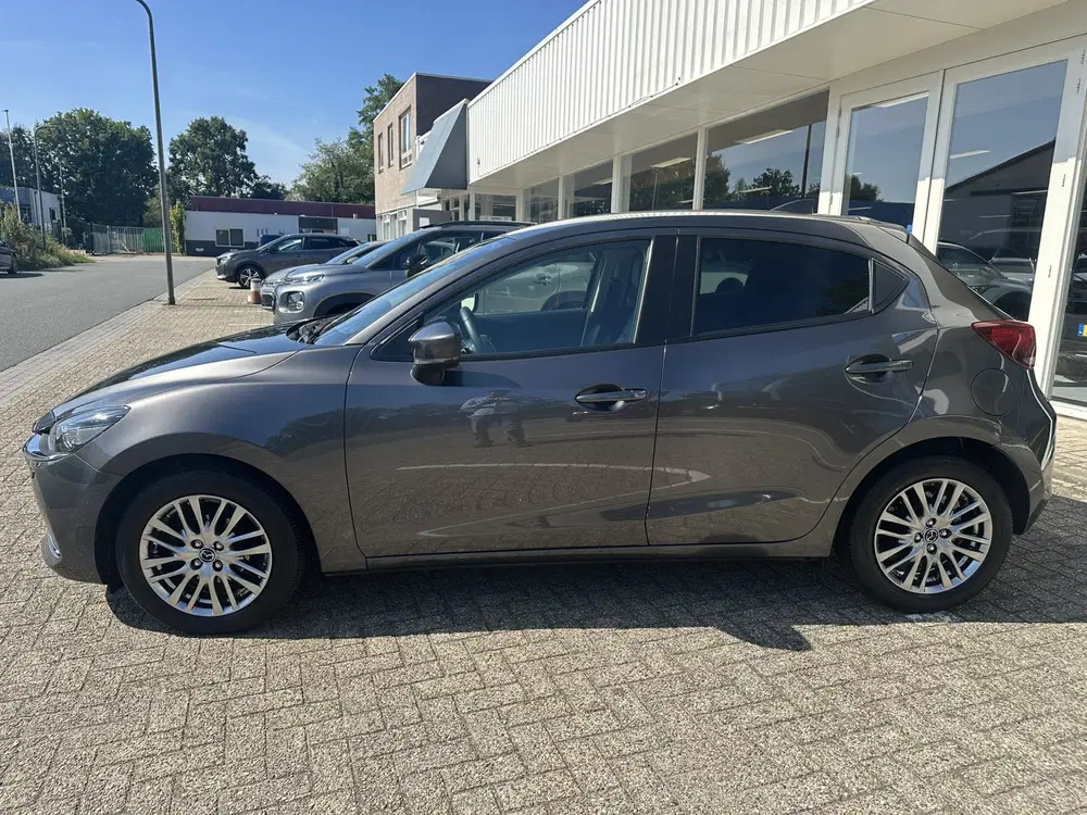 Mazda 2 1.5 Skyactiv-G Luxury uit 2021, foto 14