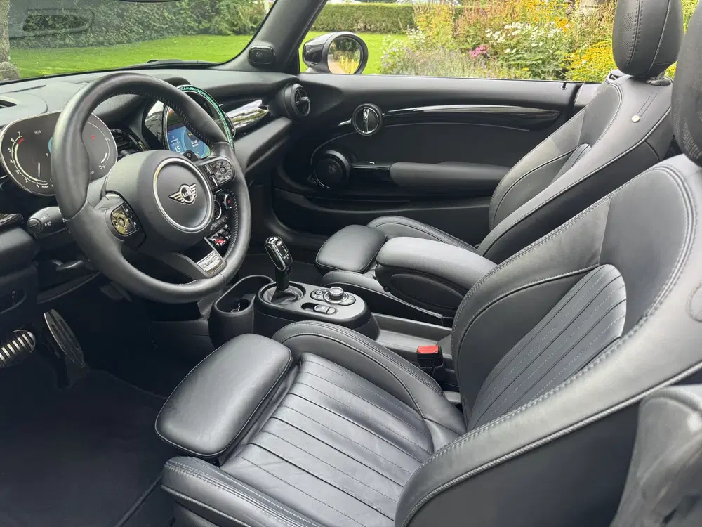 Mini Cabrio 2.0 Cooper S uit 2020, foto 5