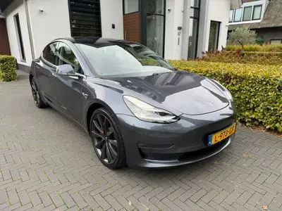 Tesla Model 3 Performance AWD 75 kWh Longrange uit 2019