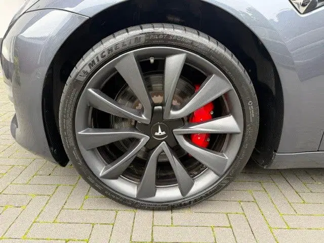 Tesla Model 3 Performance AWD 75 kWh Longrange uit 2019, foto 10