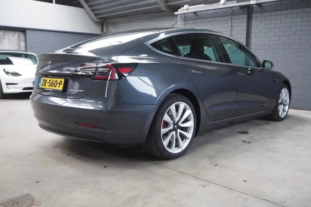 Tesla Model 3 Long Range AWD AutoPilote uit 2019, foto 10