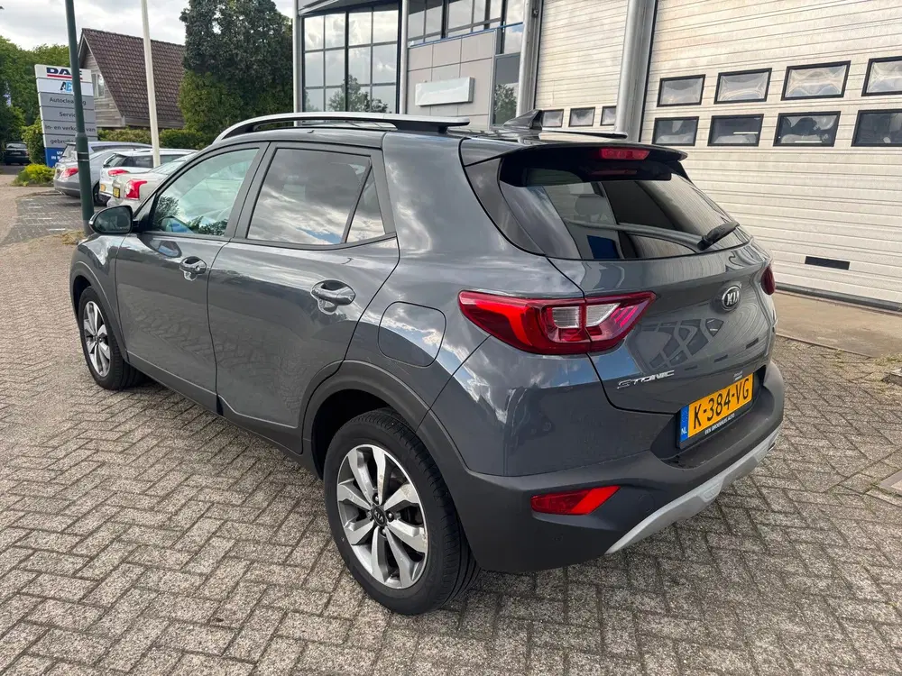 Kia Stonic 1.0 T-GDi MHEV DynamicPlusLine Camera uit 2021, foto 3